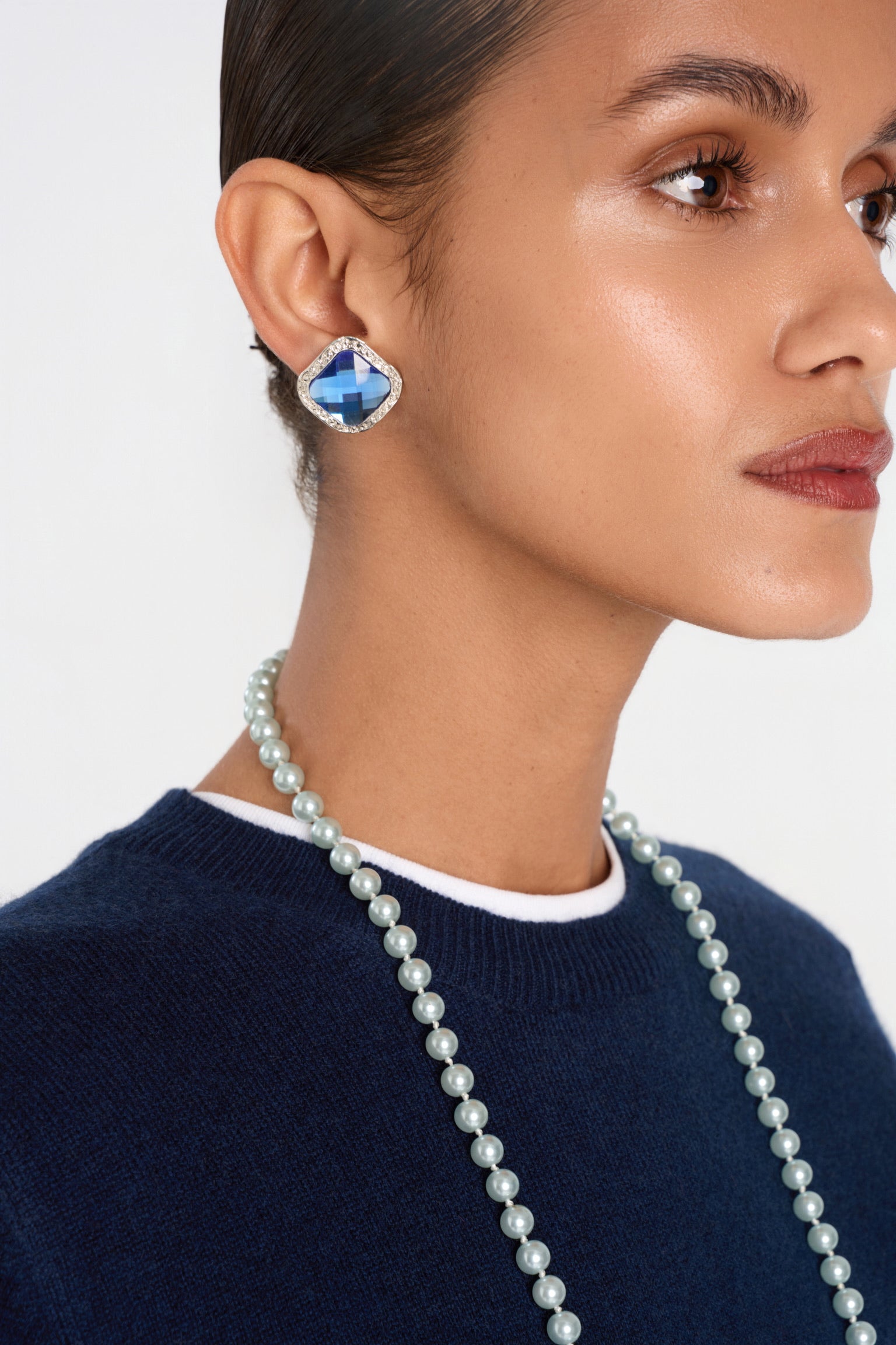 BOUCLES D'OREILLES VINTAGE - SAPHIR